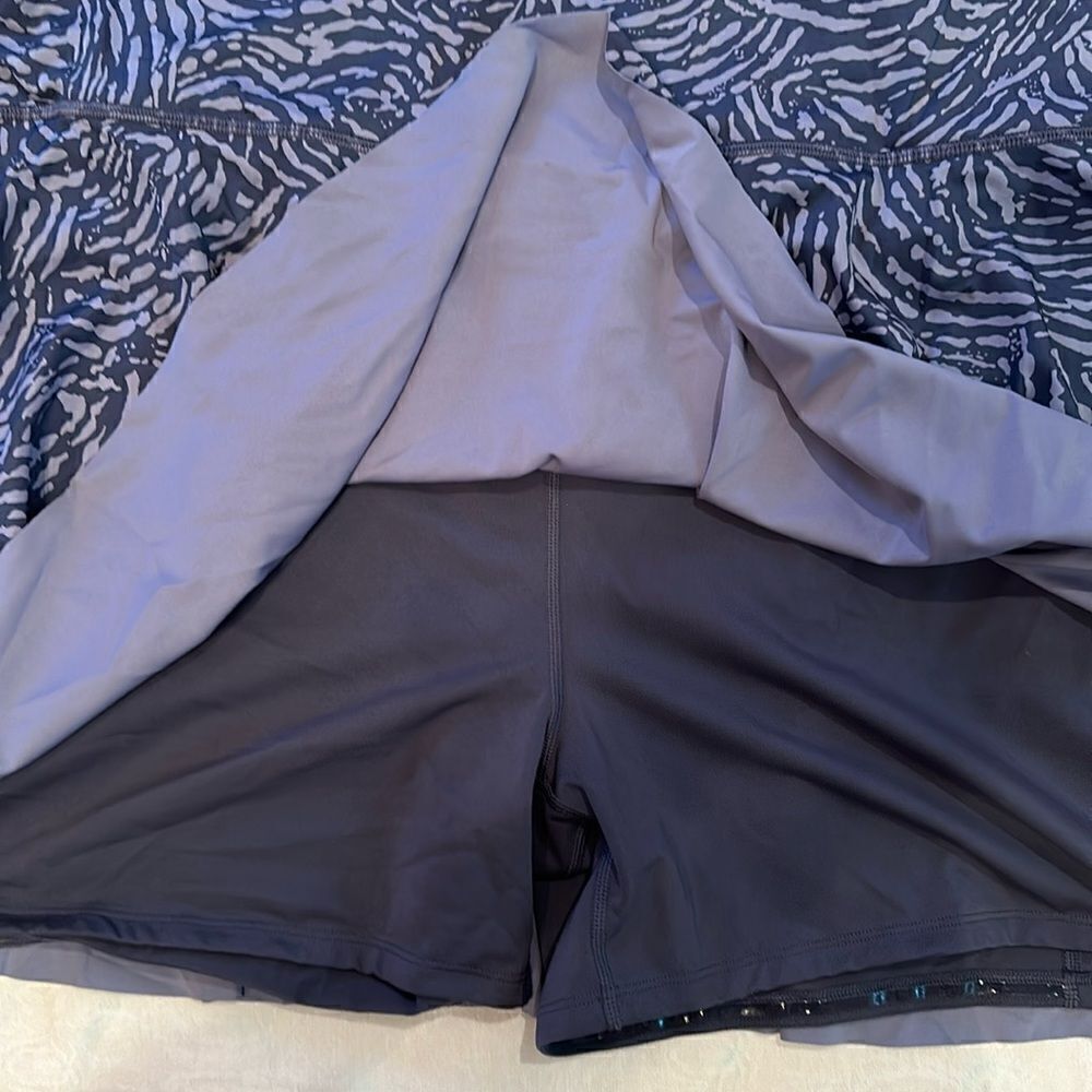 Athleta Ace Tennis Skort 13.5” size 3X in Fiji Medieval Violet Print w 3 pockets - Picture 2 of 13